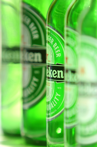 Heineken beer to make its debut in Skyfall
